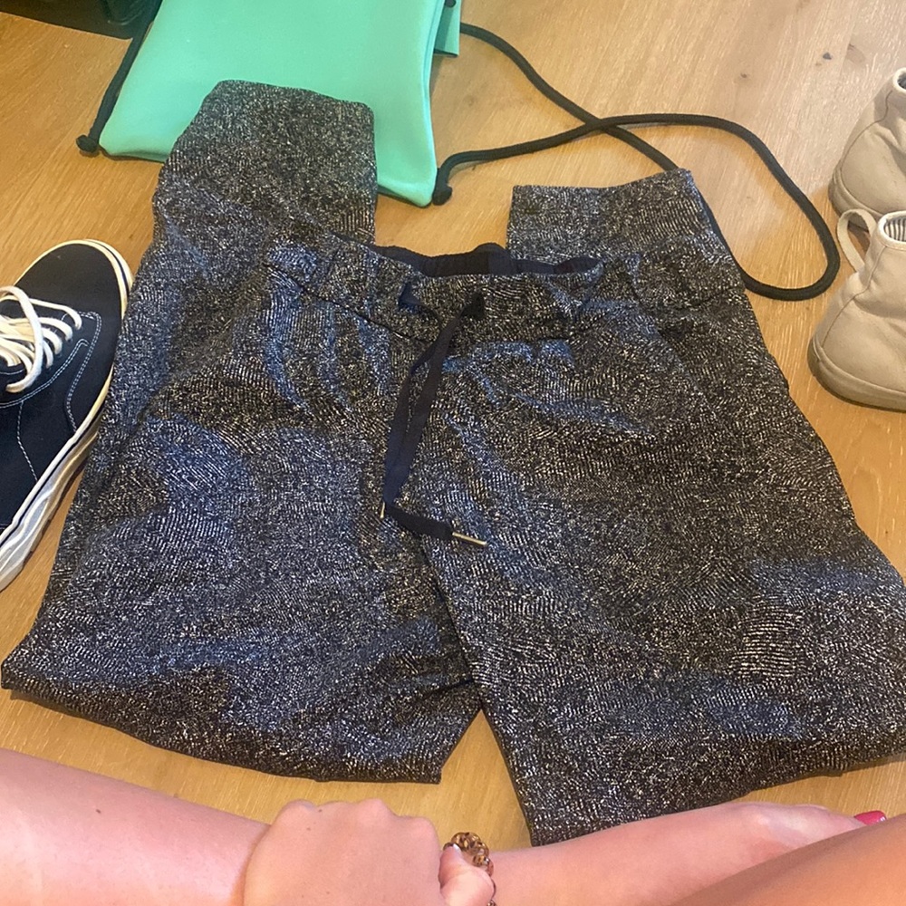 lululemon jogger pants